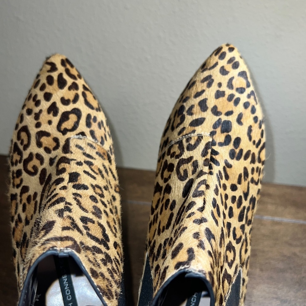 French Connection Size 8.5 cow hair Cheetah printed Booties.Worn Once No Damage - Picture 4 of 7